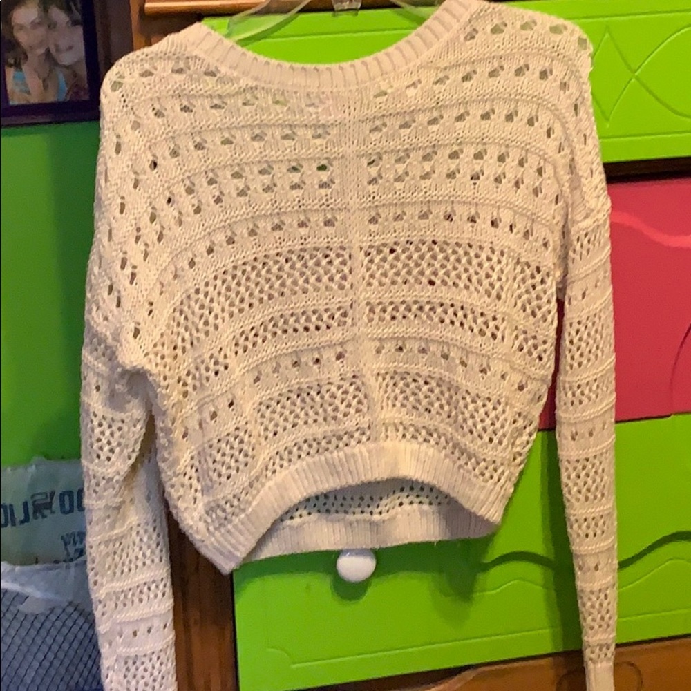 Crop top sweater